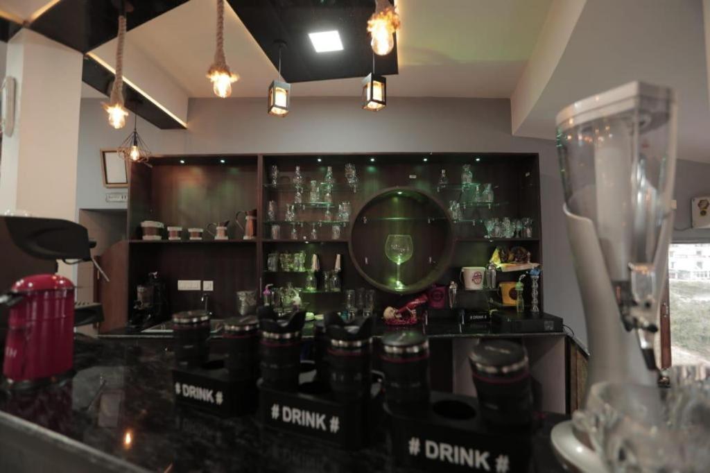 Icebergs Mussoorie - A Boutique Stay And 24 Hrs Roof Top Cafe المظهر الخارجي الصورة