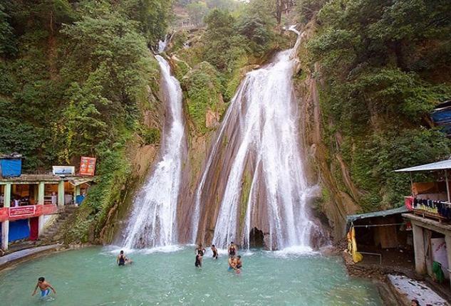 Icebergs Mussoorie - A Boutique Stay And 24 Hrs Roof Top Cafe المظهر الخارجي الصورة